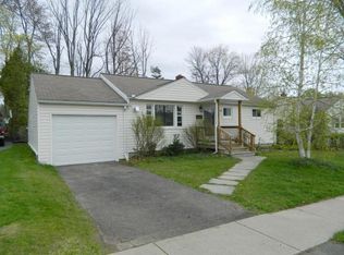 3543 Columbia Dr, Endwell, NY 13760