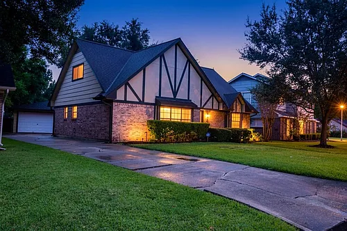 1806 Cedarwood Ct Photo 1