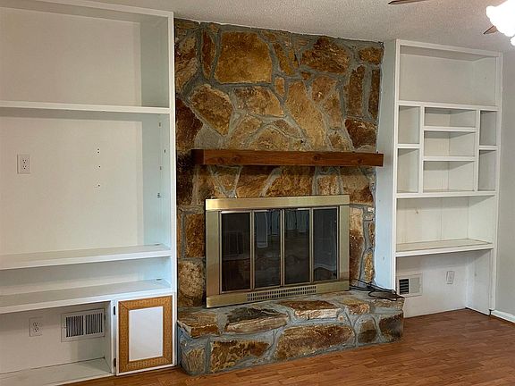 5th image of 2029 Bedford Way