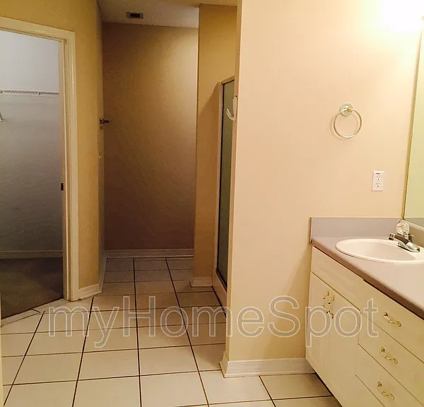 6805 Cedar Lake Dr — Photo 12