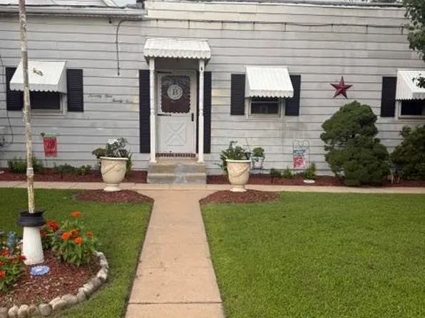 7423 N Point Rd, Baltimore, MD 21219