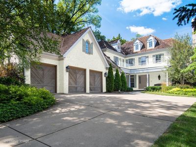 836 S Washington St, Hinsdale, IL, 60521