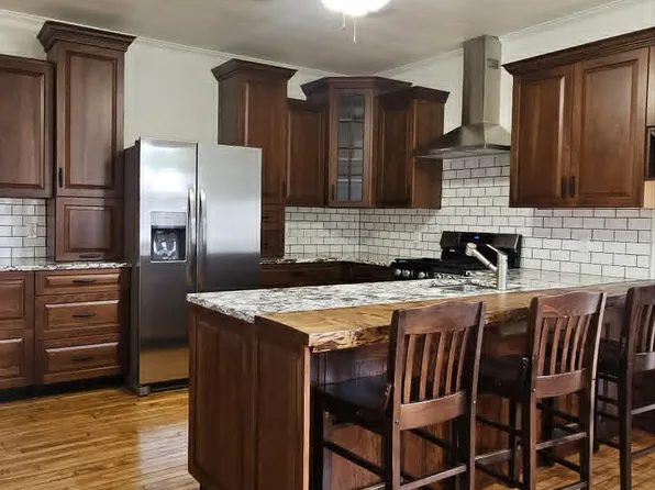 216 Penn St, Highspire, PA 17034