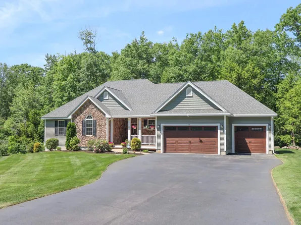 145 CLEMENT Road, Pelham, NH 03076