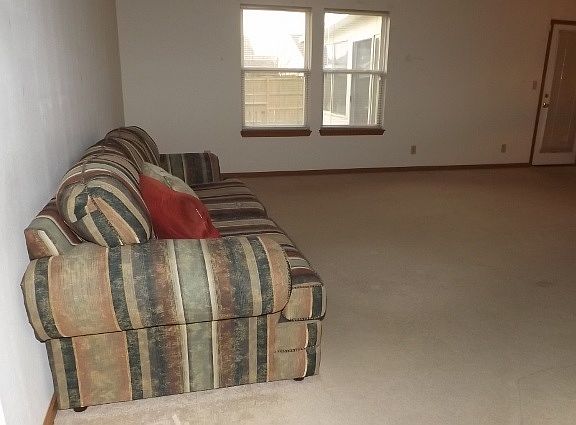 2nd image of 125 N Furlong Dr