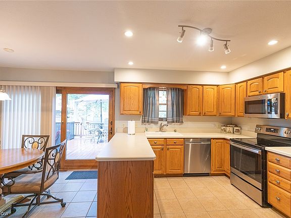 2nd image of 17021 Deer Path Dr