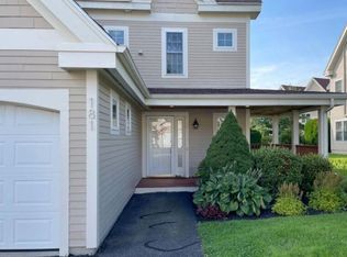 181 Ridge Rd, Portland, ME 04103