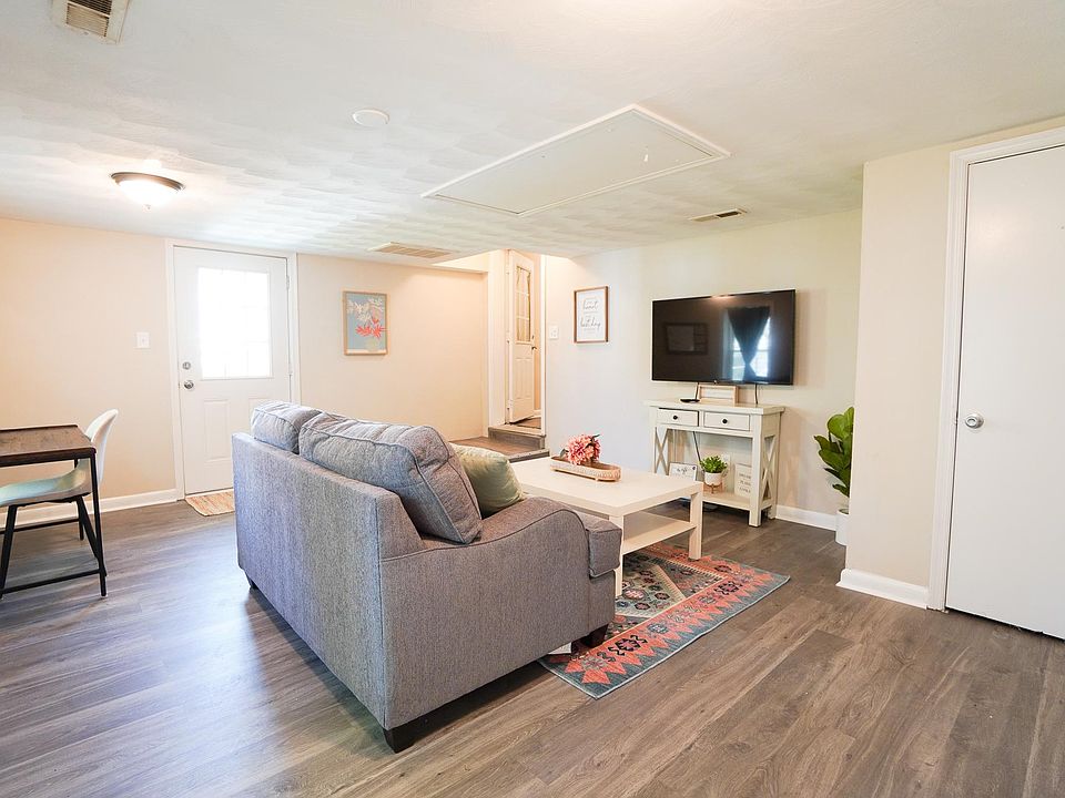 36 Pollux Cir W Portsmouth VA | Zillow