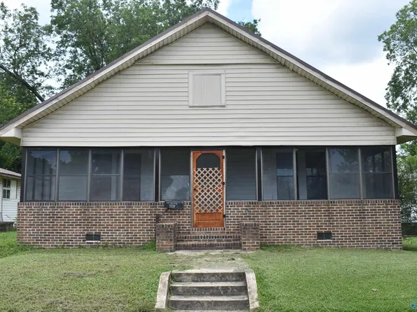 2821 Sansom Ave, Gadsden, AL 35904