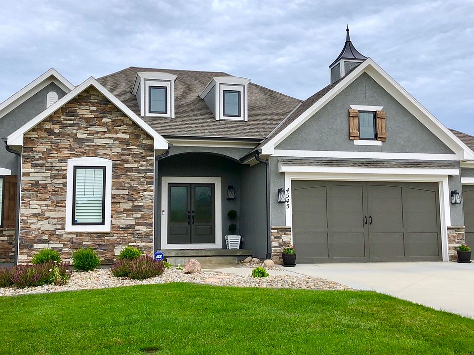 1st image of 4545 NE Sherwood Dr