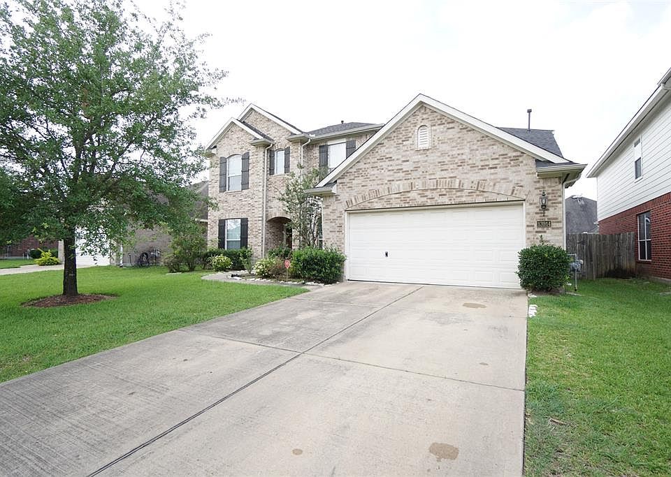 1st image of 13914 Abbey Ln