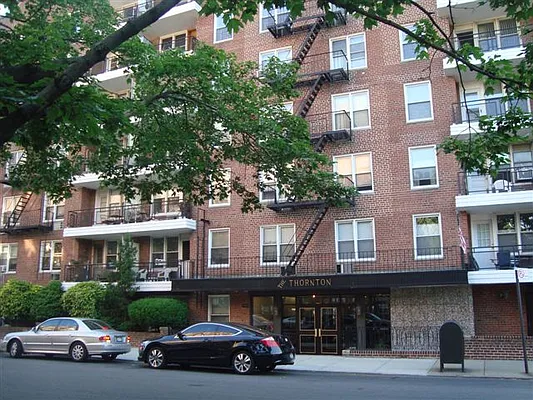 Sold by Benjamin Realty Since 1980 | media 2