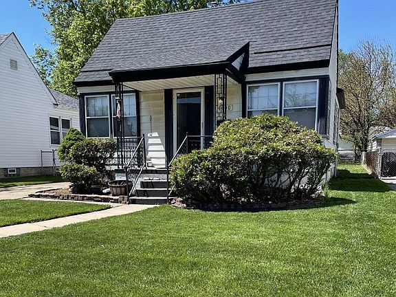 2nd image of 4490 Cornell St