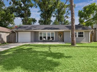 8106 Montridge Dr, Houston, TX 77055