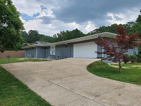 4th image of 1515 Rowewood Dr