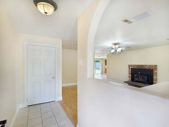 4th image of 22015 50th Avenue Ct E