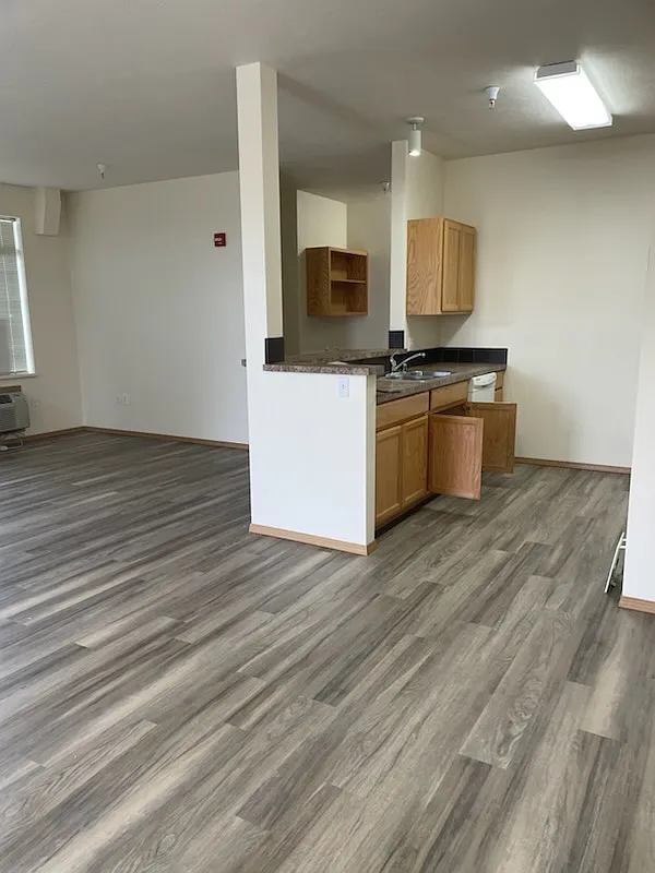 2 bed, 1154 sqft, $1,675 — Photo 3