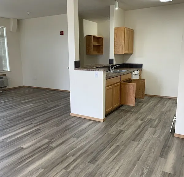 7715 N Crestline St #11 — Photo 3