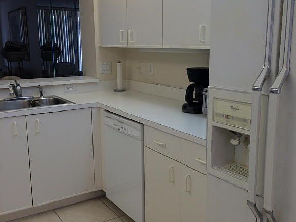 5th image of 7648 Trent Dr #207