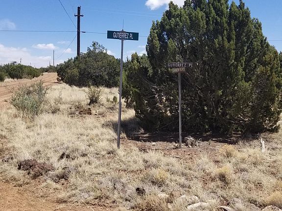 2nd image of 1831 Gutierrez Pl