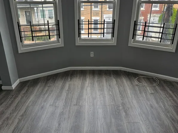 131 Wilkinson Avenue image 3 of 7