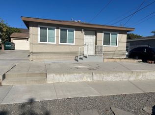 3829 E 15th St, Long Beach, CA 90804