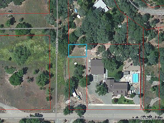 2nd image of 1300 6th St
