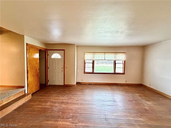 4th image of 6739 Wilson Sharpsville Rd NE