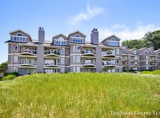 820 S Harbor Dr Unit 5, Grand Haven, MI 49417