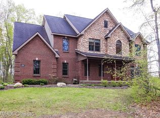 2270 Bullard Rd, Hartland, MI 48353