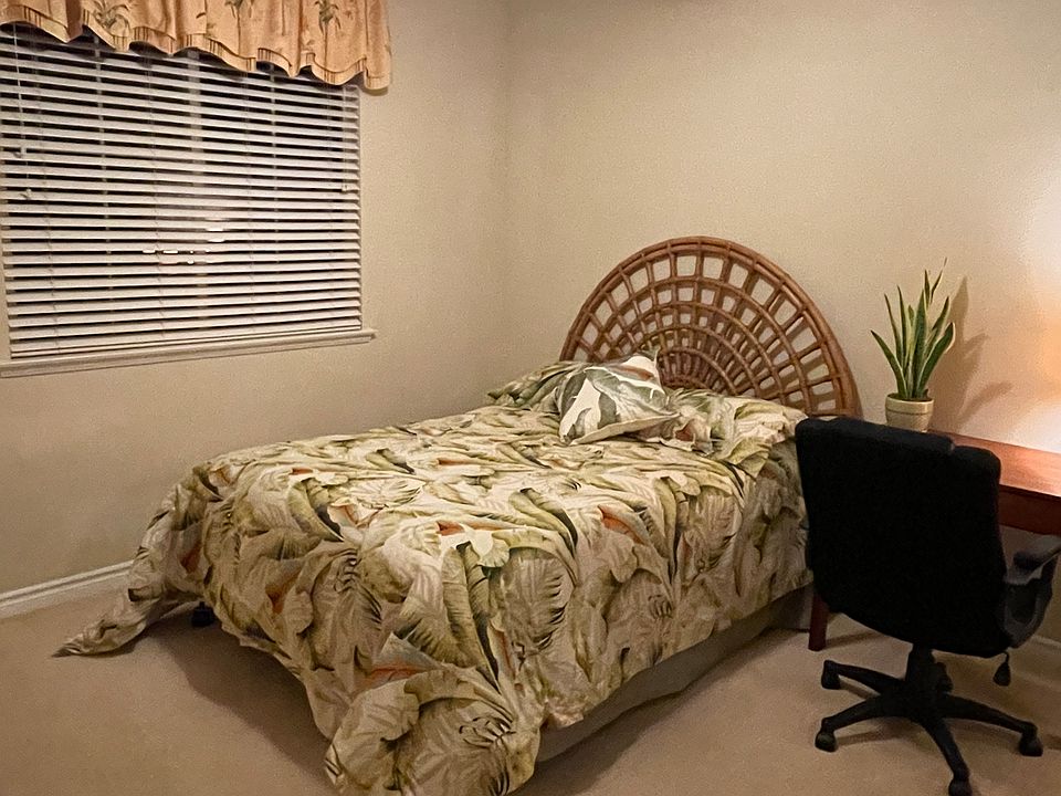 furnished Bedroom