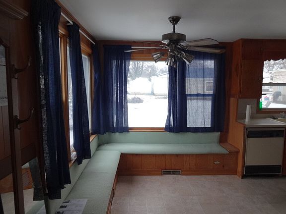 5th image of 316 1st Ave