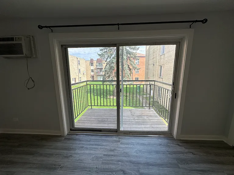 810 Piper Ln #2A — Photo 9