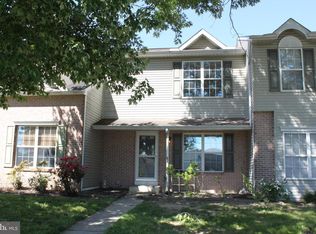 39 Southmont Dr, Enola, PA 17025