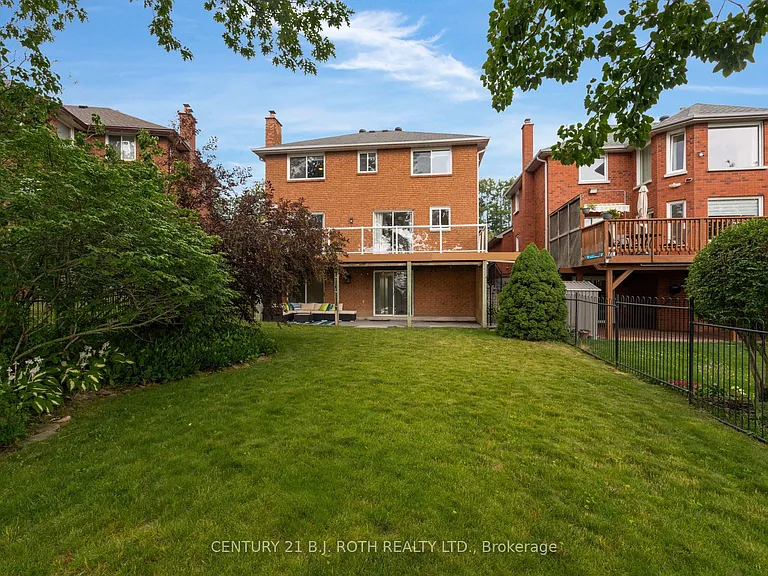 55 Gibbon Dr — Photo 22
