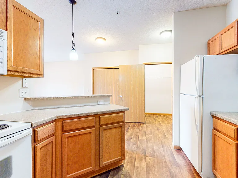 Elm - 2 bedroom/2bath