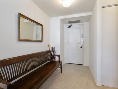 130 E Oak St APT 36B, Chicago, IL, 60611
