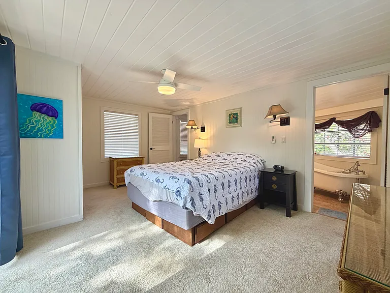 111 N Bay Harbor Dr — Photo 45
