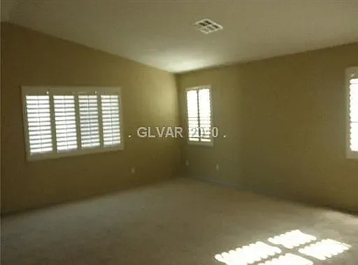3874 Rugen Ave — Photo 13
