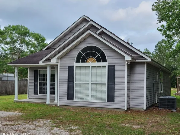 17052 Gardenia St, Kiln, MS 39556