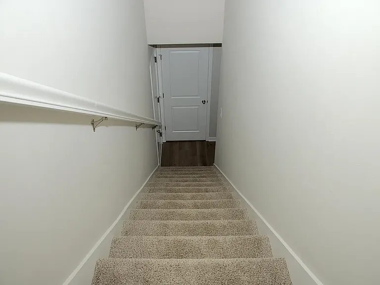 303 Ember Dr — Photo 23