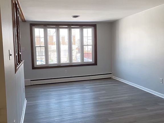 5th image of 9009 Brous Ave #1