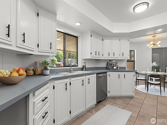 5th image of 375 Union Avenue SE #146