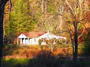 30 Wisteria Rd, Murphy, NC 28906