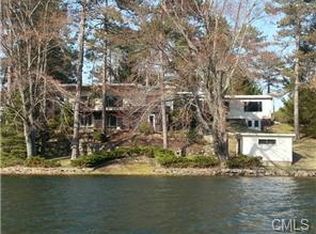 7 Tarrywile Lake Rd, Danbury, CT 06810