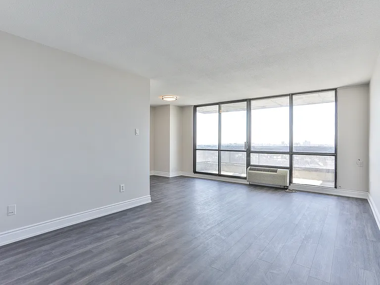 500 Duplex Ave #1606 — Photo 23