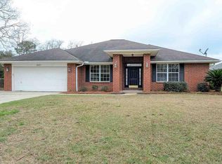 6067 Suntan Cir, Pensacola, FL 32526