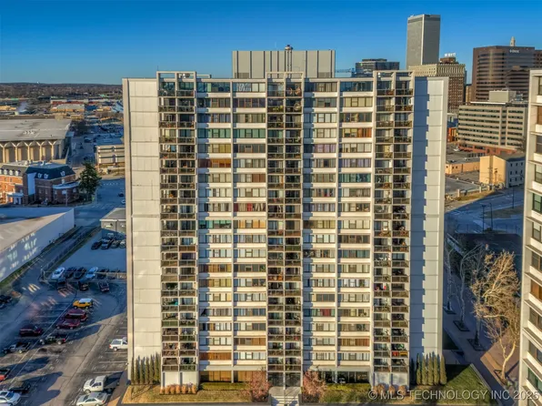 450 W 7th St APT 910, Tulsa, OK 74119