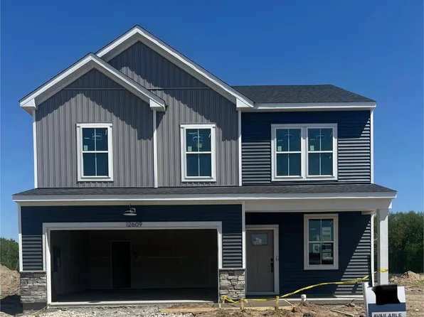 12525 Erskin St NE, Blaine, MN 55449