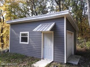 Dagget Rd, Howard city, MI 49329